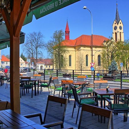 Penzion U Broucka Milevsko Kültér fotó